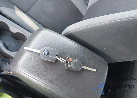 2012 Ford Focus Se z USA, uszkodzony, nr VIN 1FAHP3K25CL214649